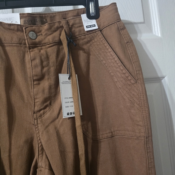 NWT Judy Blue Garmet Dyed Straight Leg Camel Colored High Waist Jeans, Sz 11/30. - Picture 6 of 11